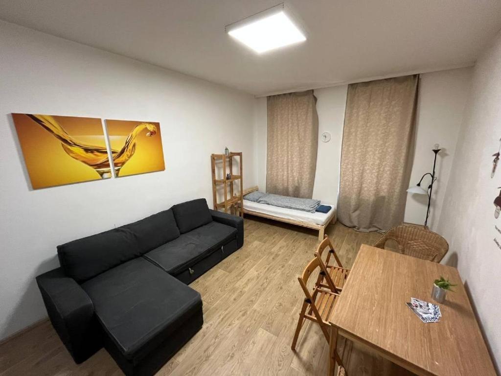 Apartments Near The Center With Privat Parking Brno Exterior photo